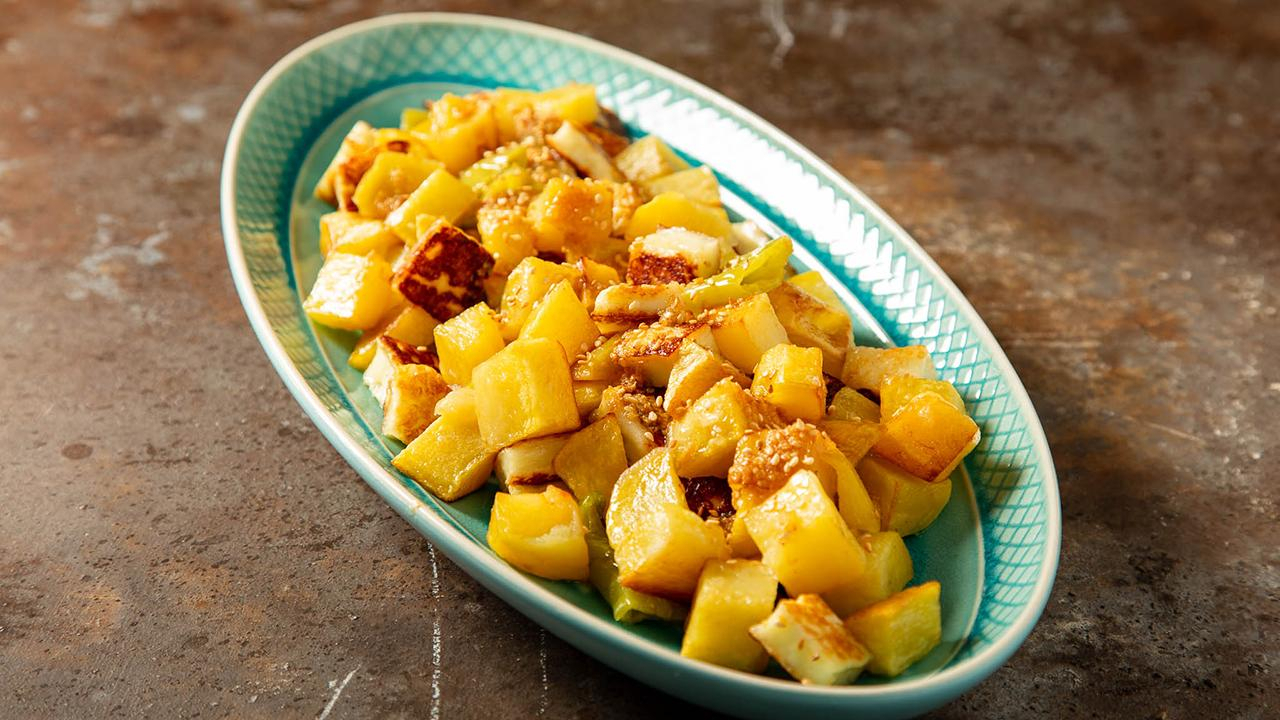Arda’nın Mutfağı – Hellimli Ilık Patates Salatası Tarifi – Hellimli Ilık Patates Salatası Nasıl Yapılır?
