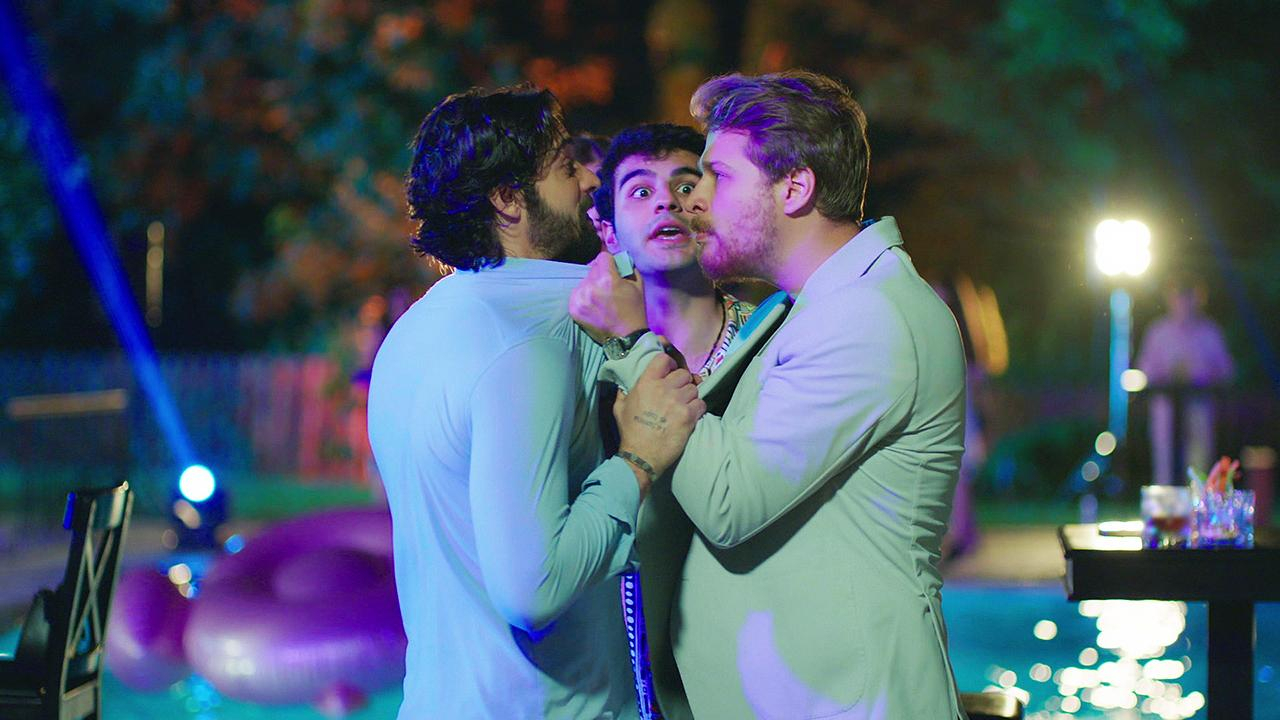 Sana ne sevdiğim kadından!