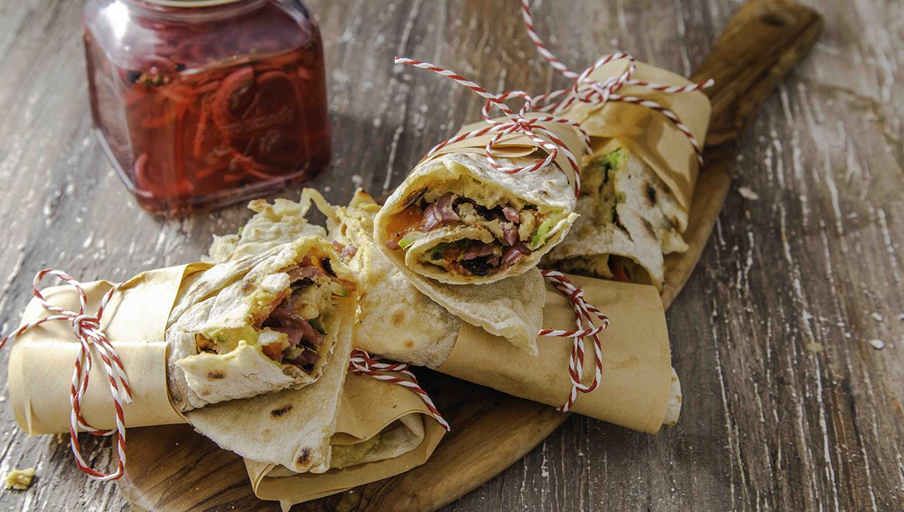 Humuslu Sebzeli Dürüm Tarifi - Humuslu Sebzeli Dürüm Nasıl Yapılır?