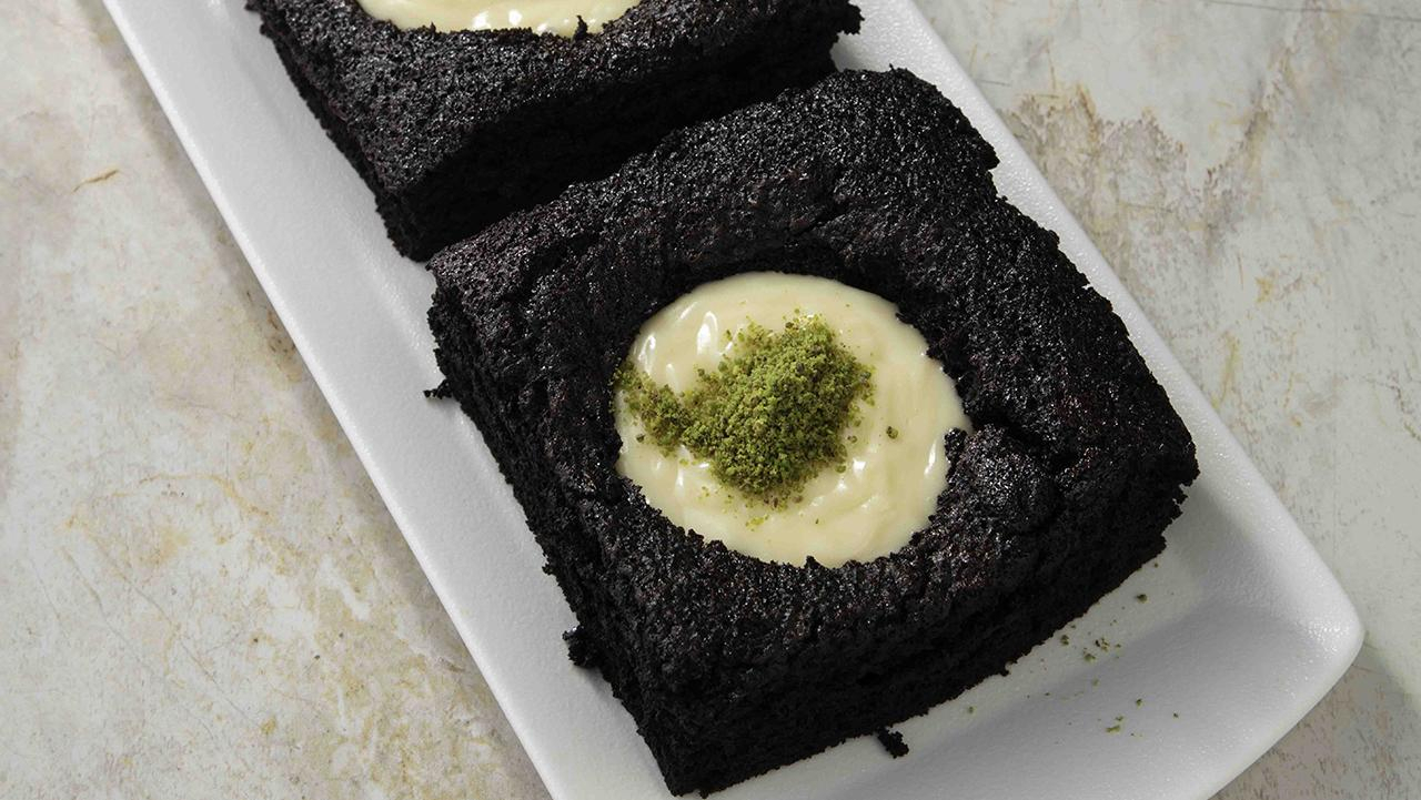 Kremalı Kahveli Kek Tarifi - Kremalı Kahveli Kek Nasıl Yapılır?
