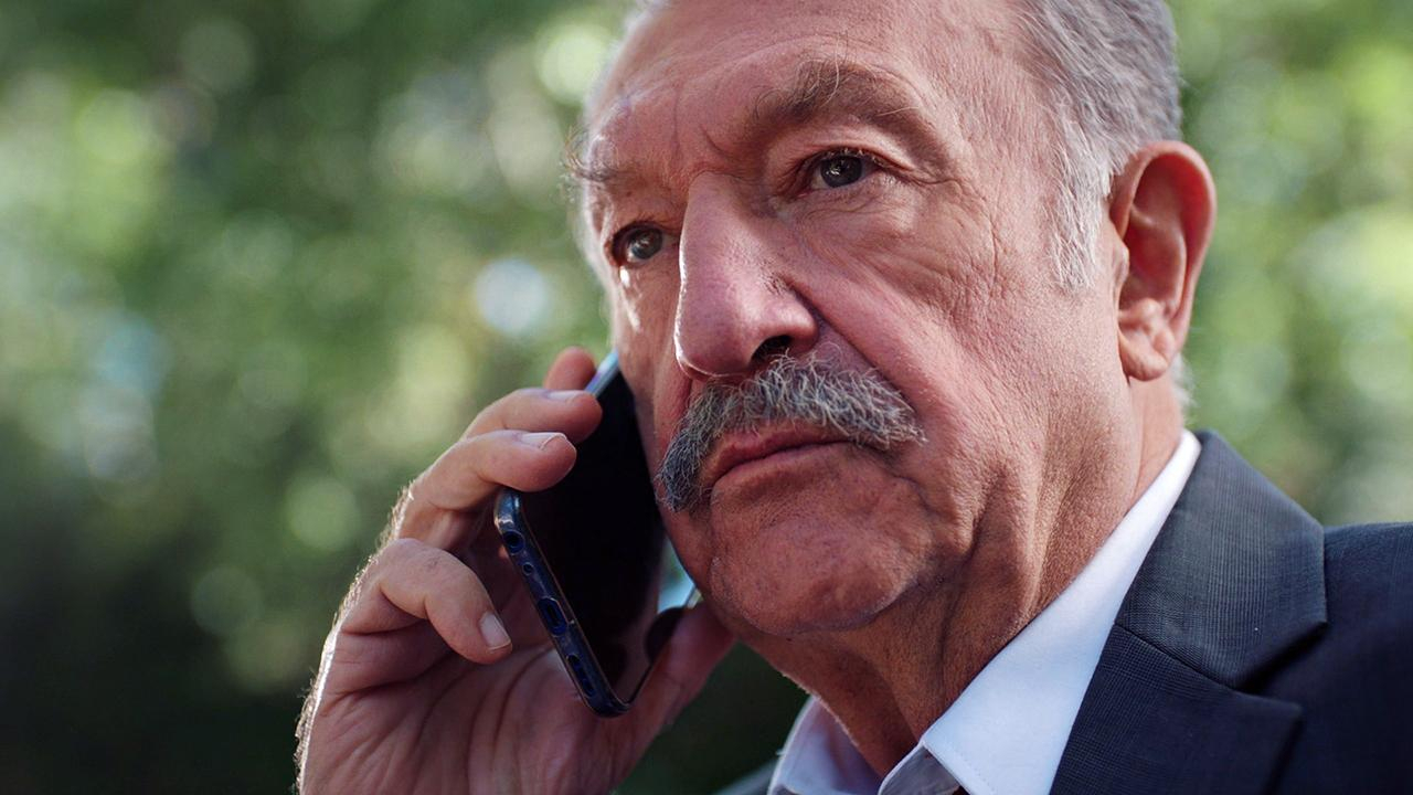 52. Bölüm – Rafet, boşanma işlemlerini hızlandırdı!