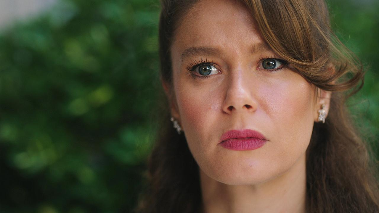 Camdaki Kız 54. Bölüm