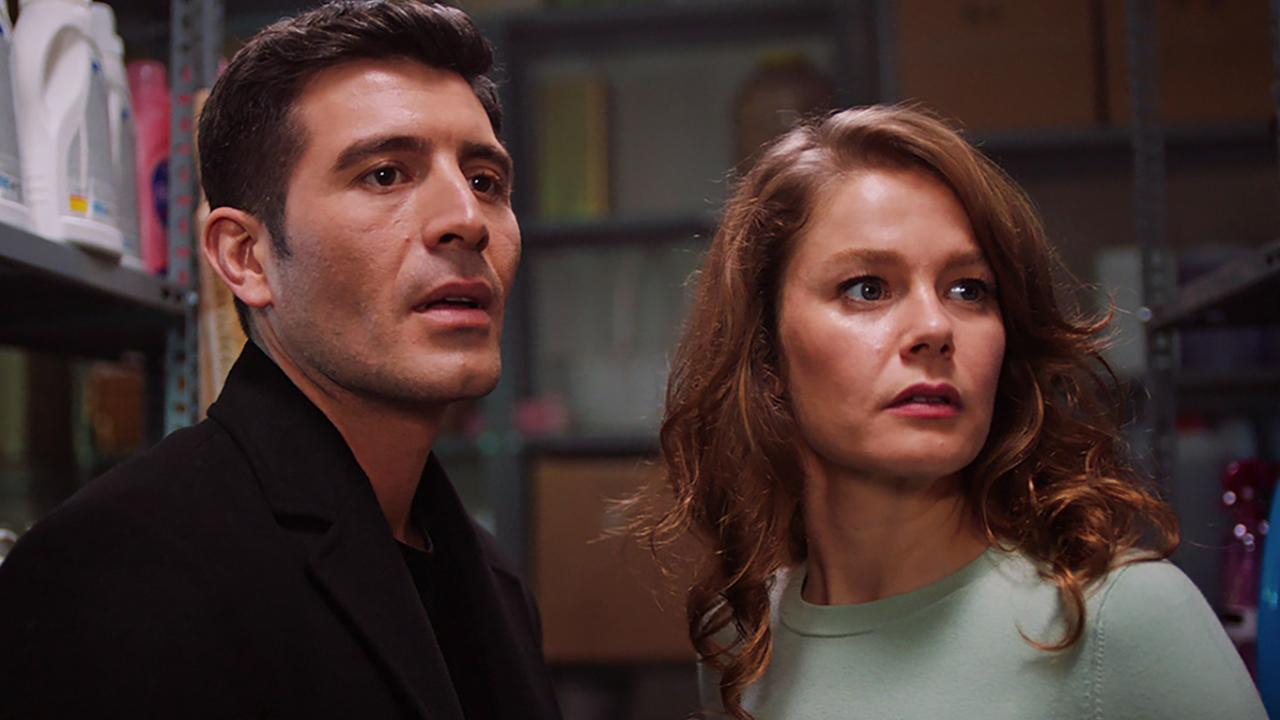 Camdaki Kız 55. Bölüm