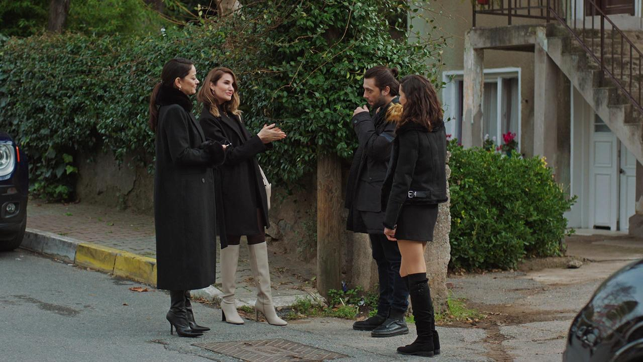 Melek ve Zeynep’in ilk tanışması olay oldu!