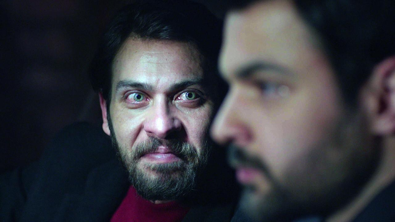 Soner, Emre’yi tehdit etti!