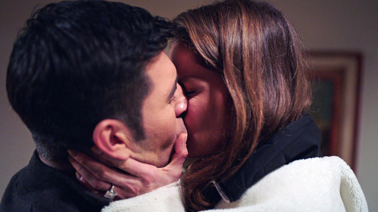 Camdaki Kız 65. Bölüm