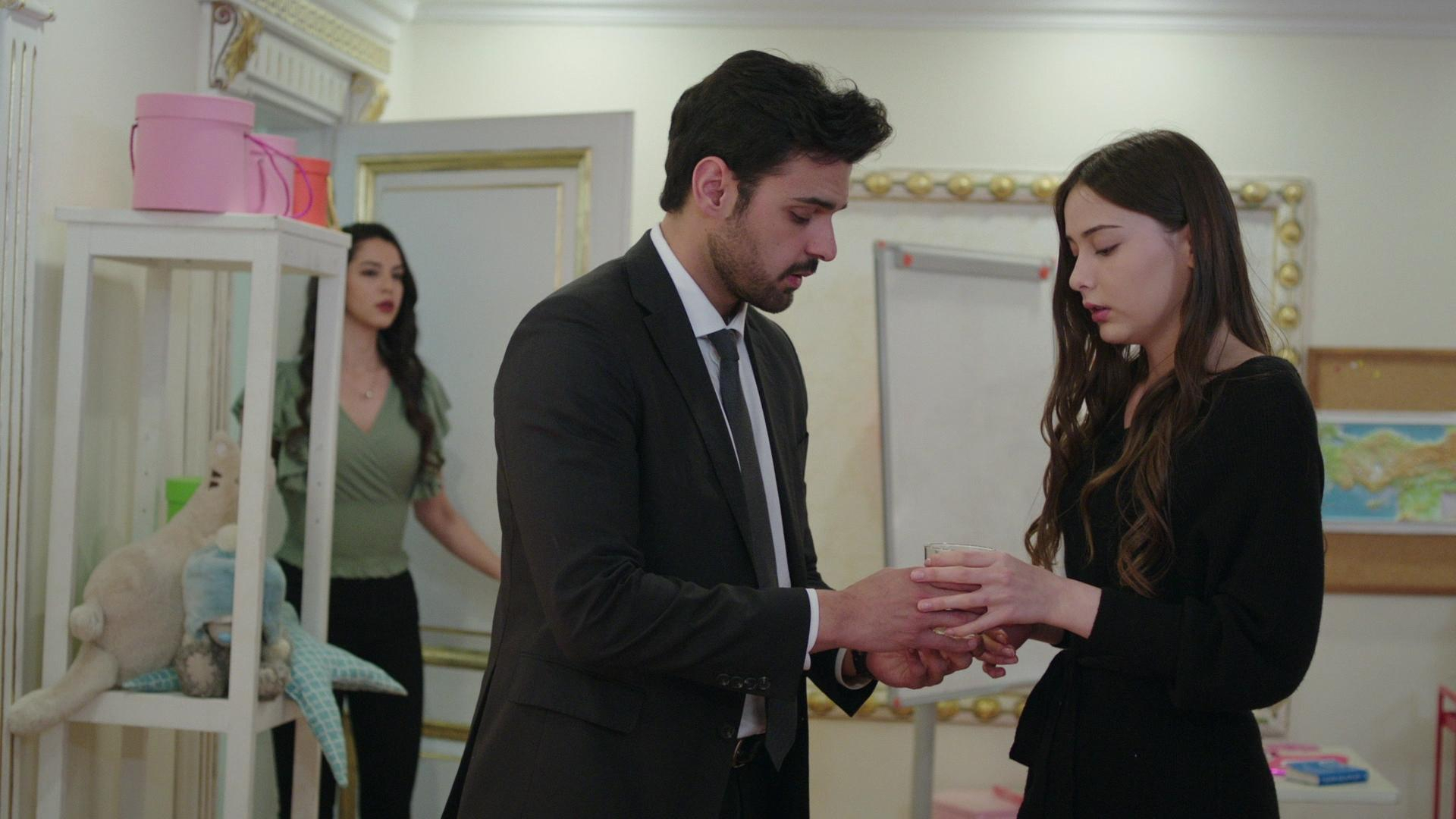 Hicran, Melek için endişelendi!