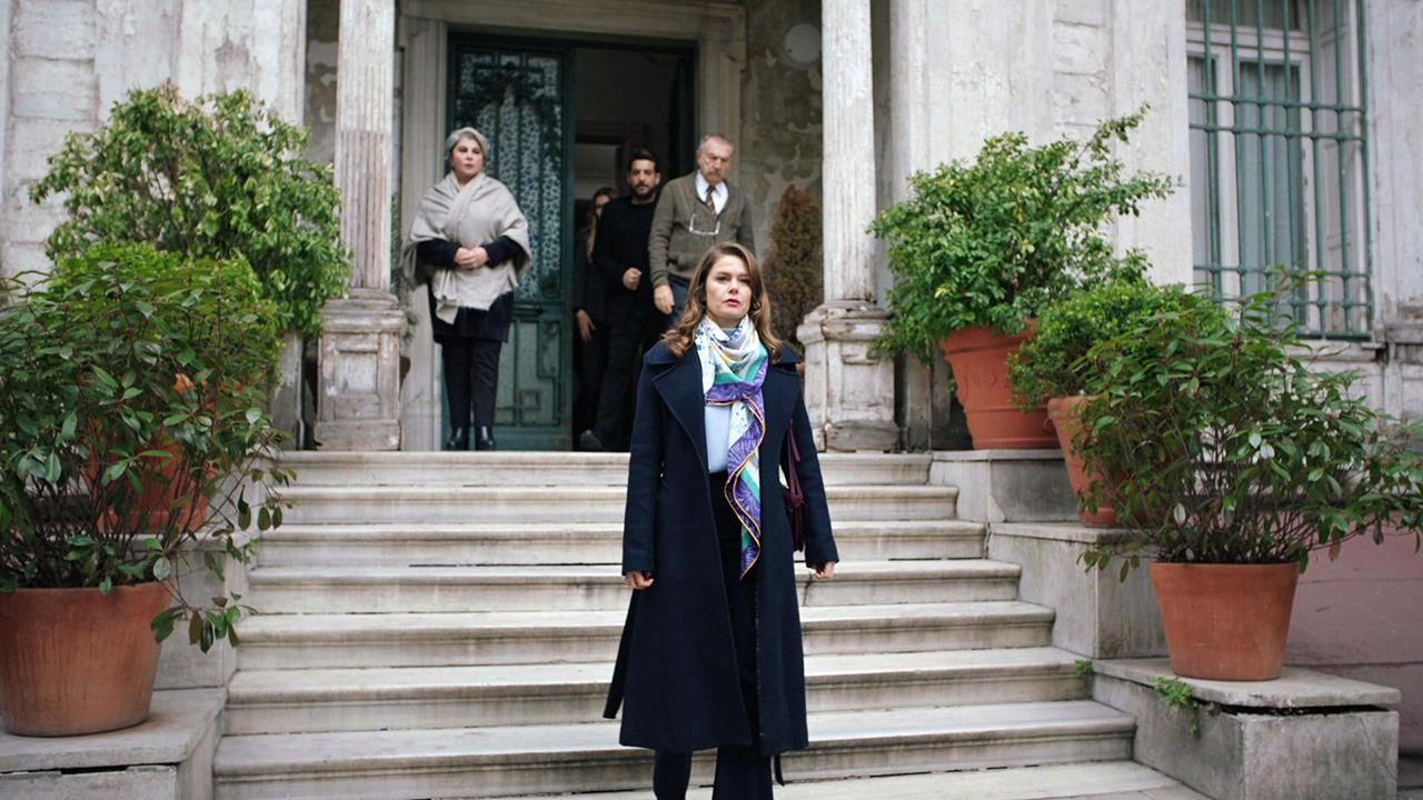 68. Bölüm – Koroğlu Ailesi, Nalan’a veda etti!