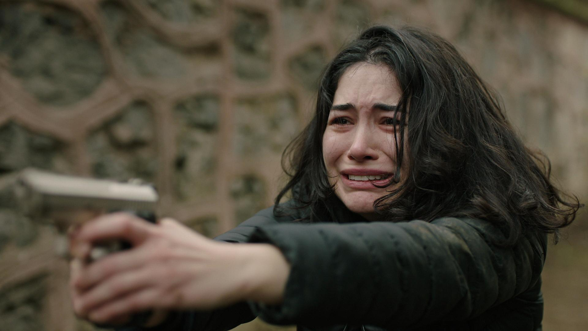 Özge’den şaşırtan hamle!