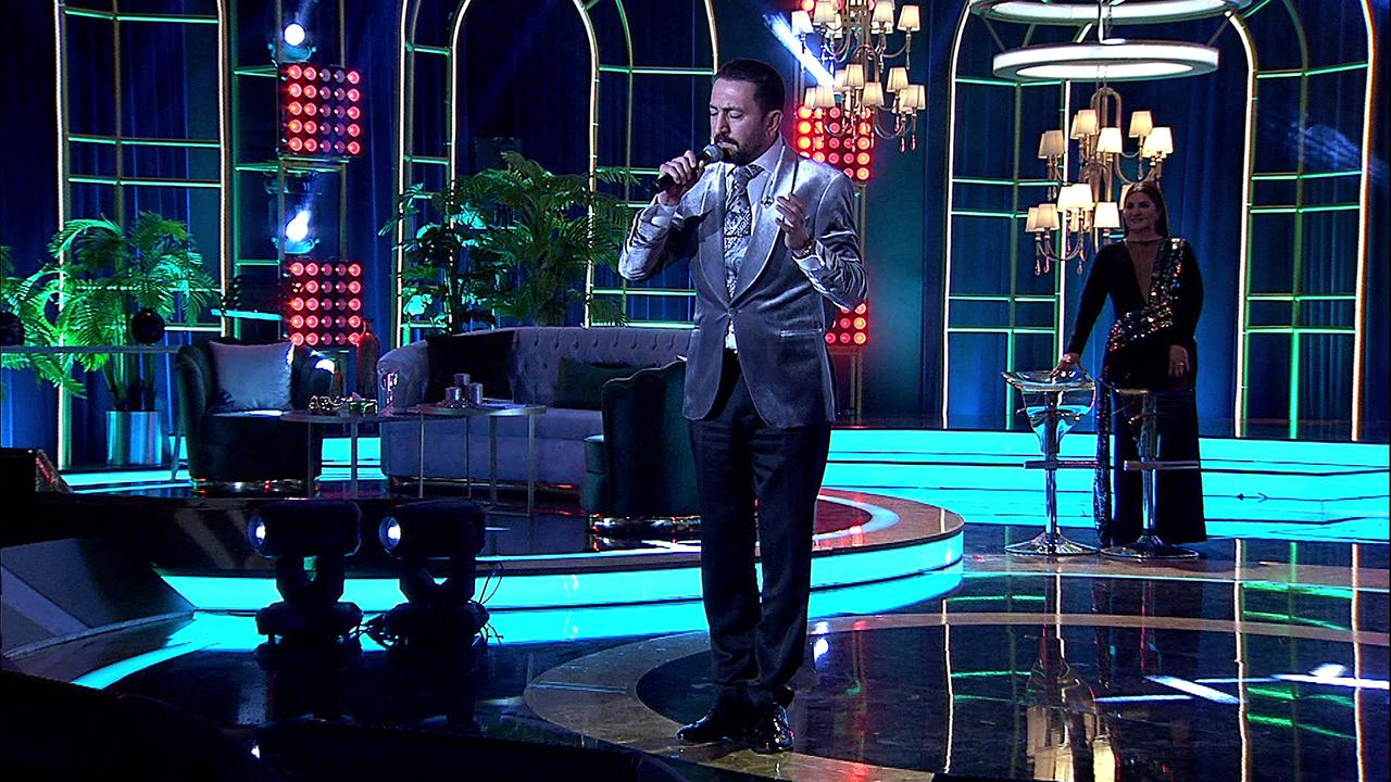 Ferman Toprak'tan "Sevda Yüklü Kervanlar" Performansı!