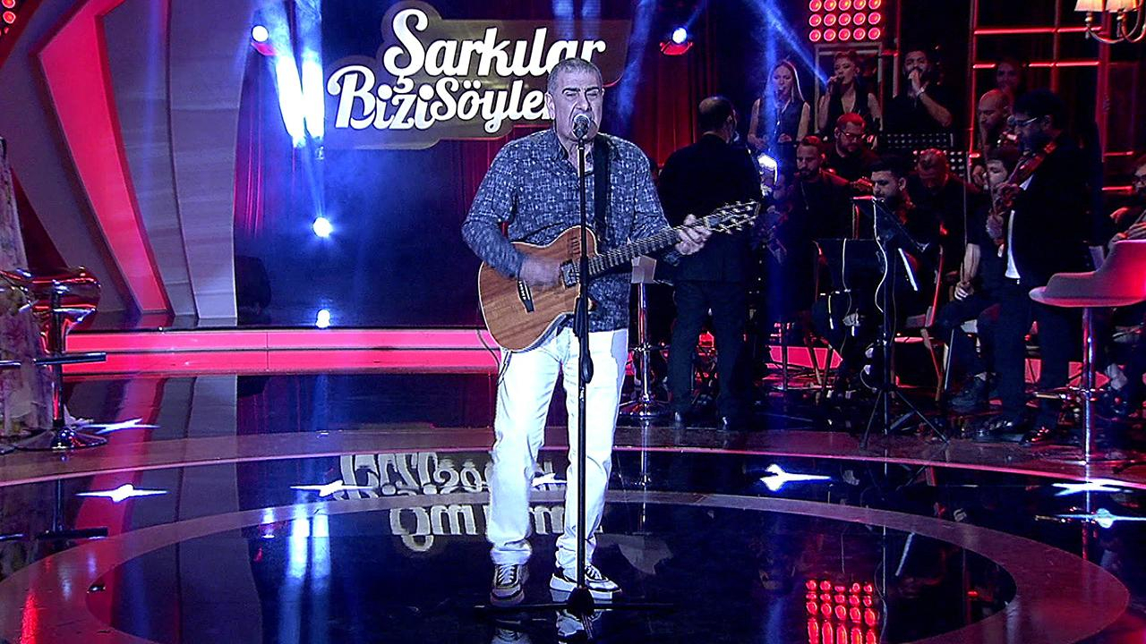 Metin Özülkü'den "Alladı Pulladı" Performansı!