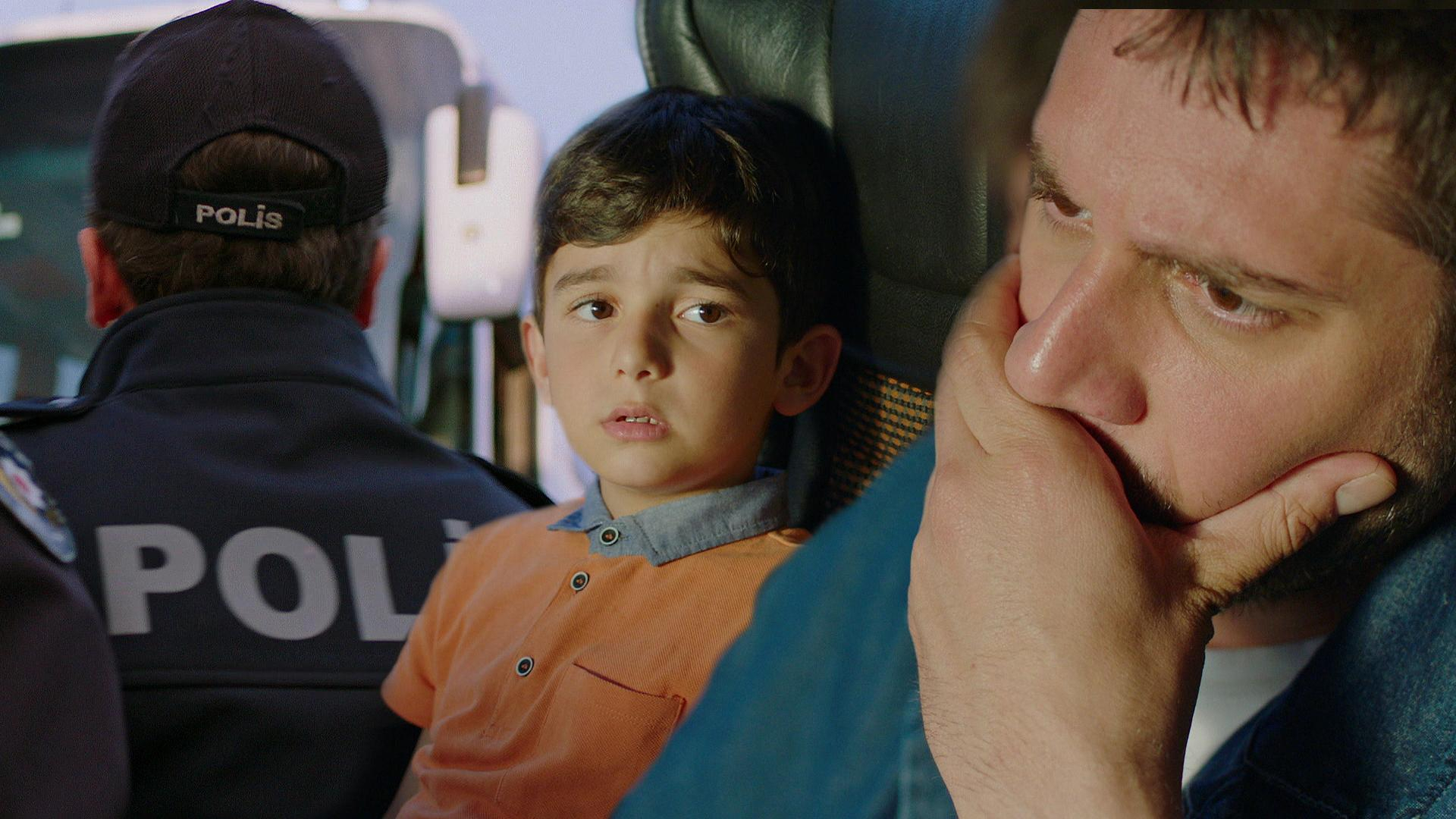 Ali, Aslan'ı kaçırırken polislere yakalandı!