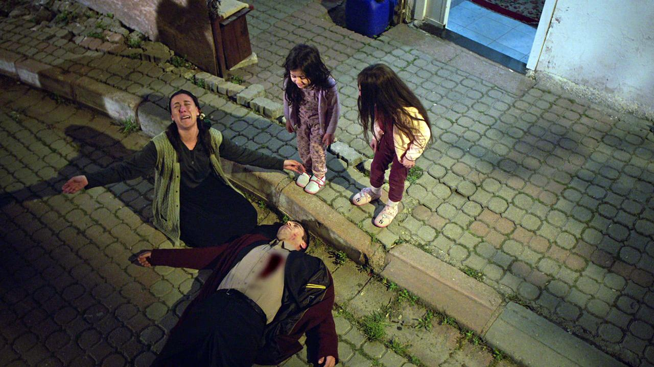 81. Bölüm - Laz Kızı, Hayri'yi öldürdü mü?