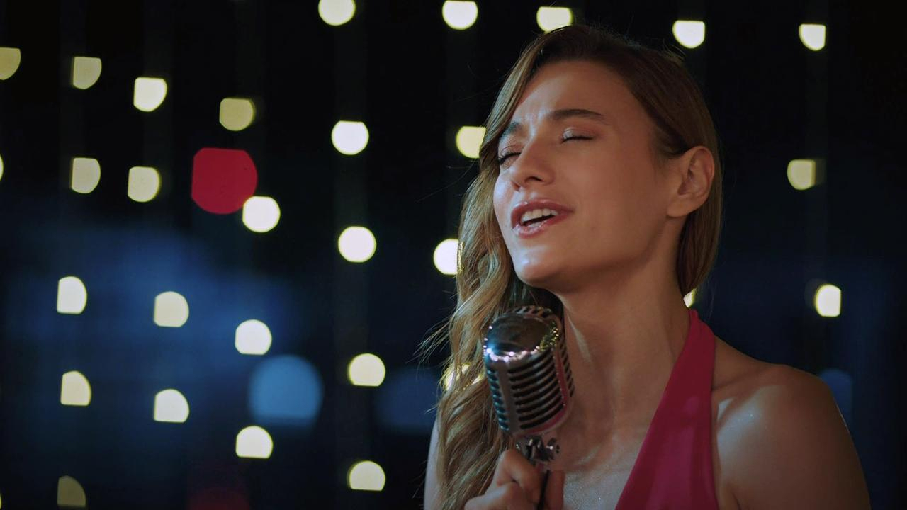Gece, “Bak Bana” performansıyla mest etti!