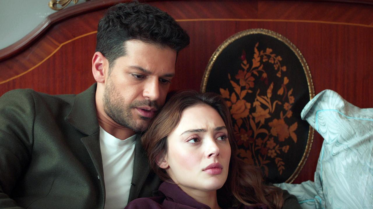 Aslı ve Mehmet'in duygusal anları - 13