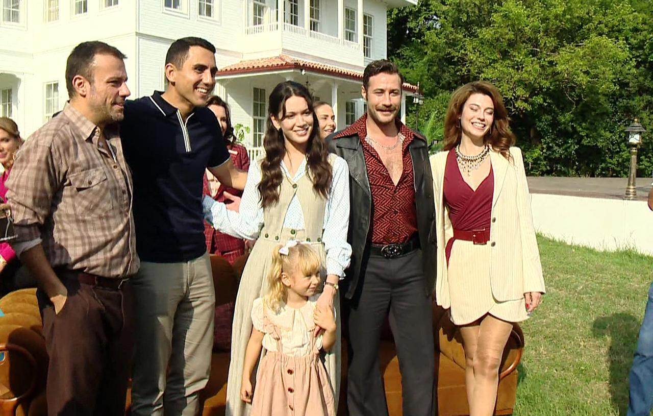 Set Ekstra ekibi, Dilek Taşı setini ziyaret etti!