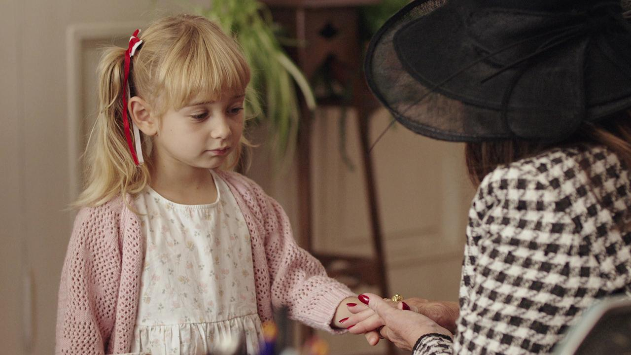 Cemre evlatlık verildi!