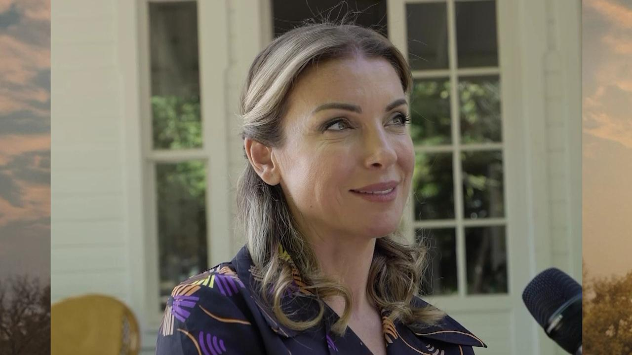 Dilek Taşı dizisinin Rüçhan’ı Özge Özberk çok özel soruları cevaplandırdı!