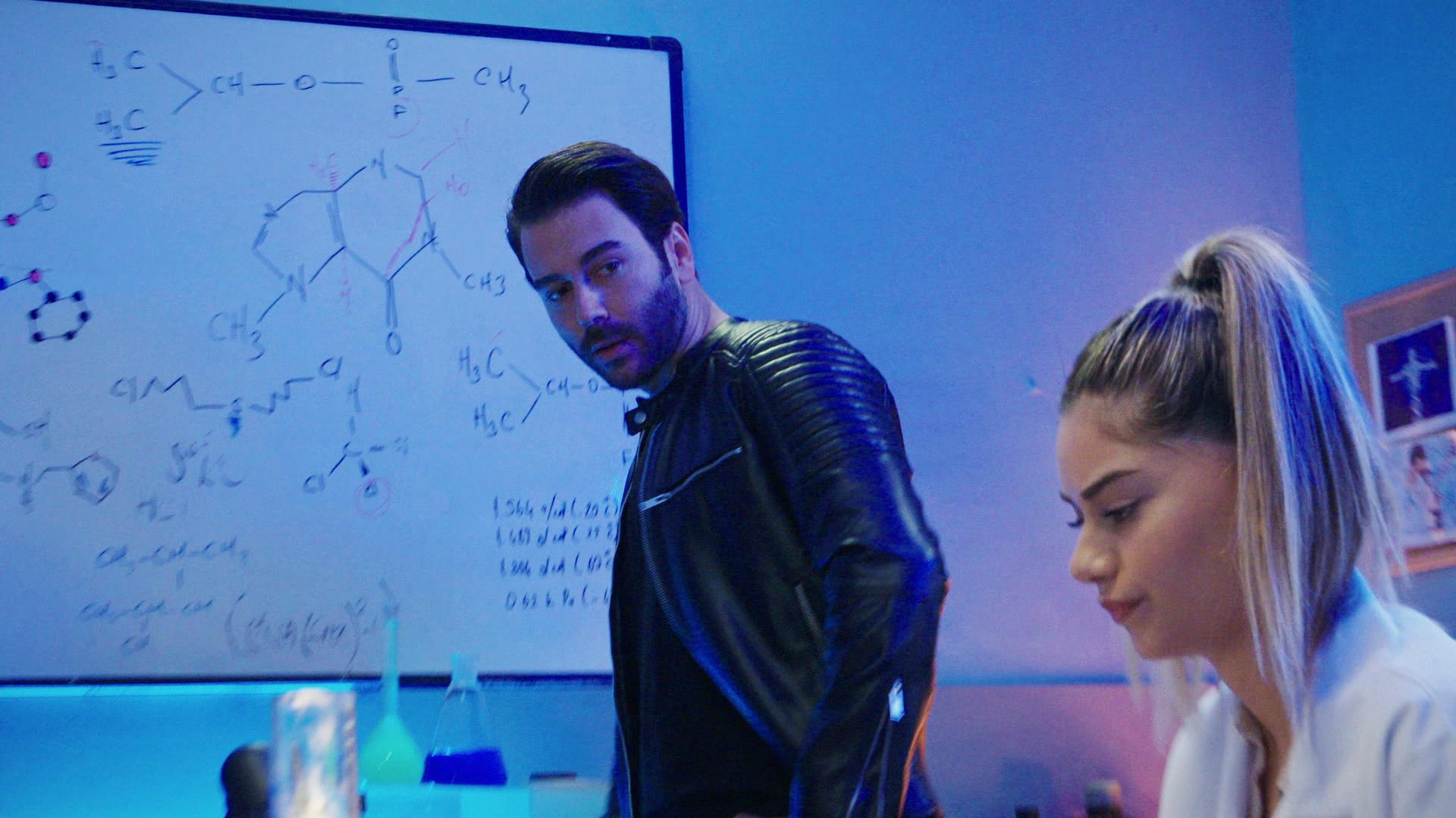 Cansu'ya yürüyeyim mi?