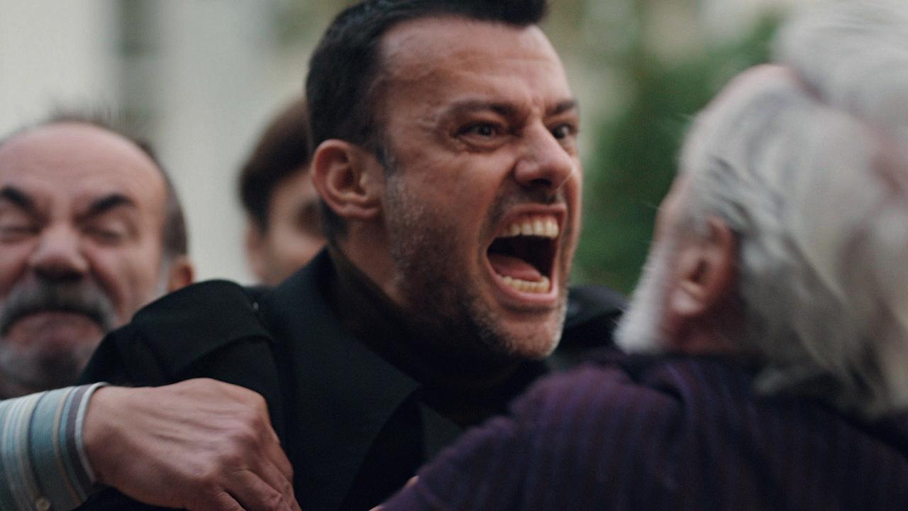 Mustafa’nın çıldırdığı anlar!