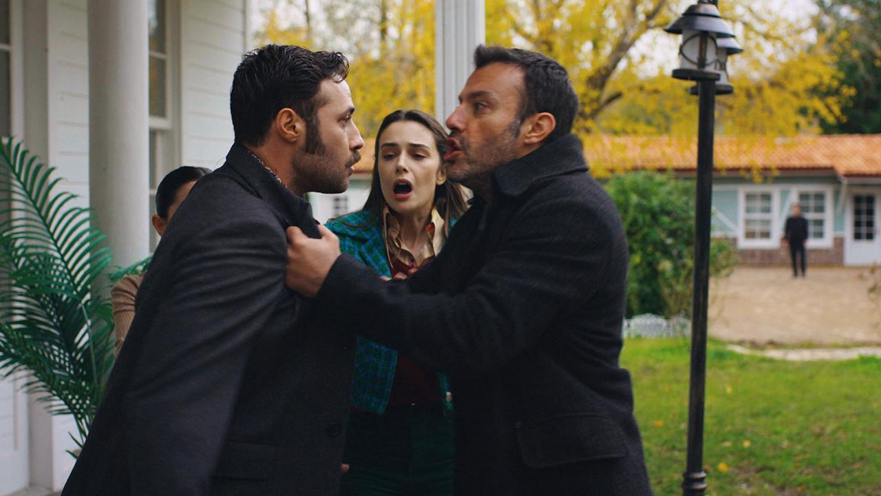 Mustafa, Kenan’ı tarumar etti!