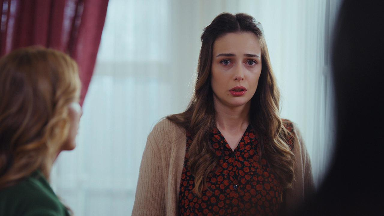 Ebru’yu hırsızlıkla suçladılar!
