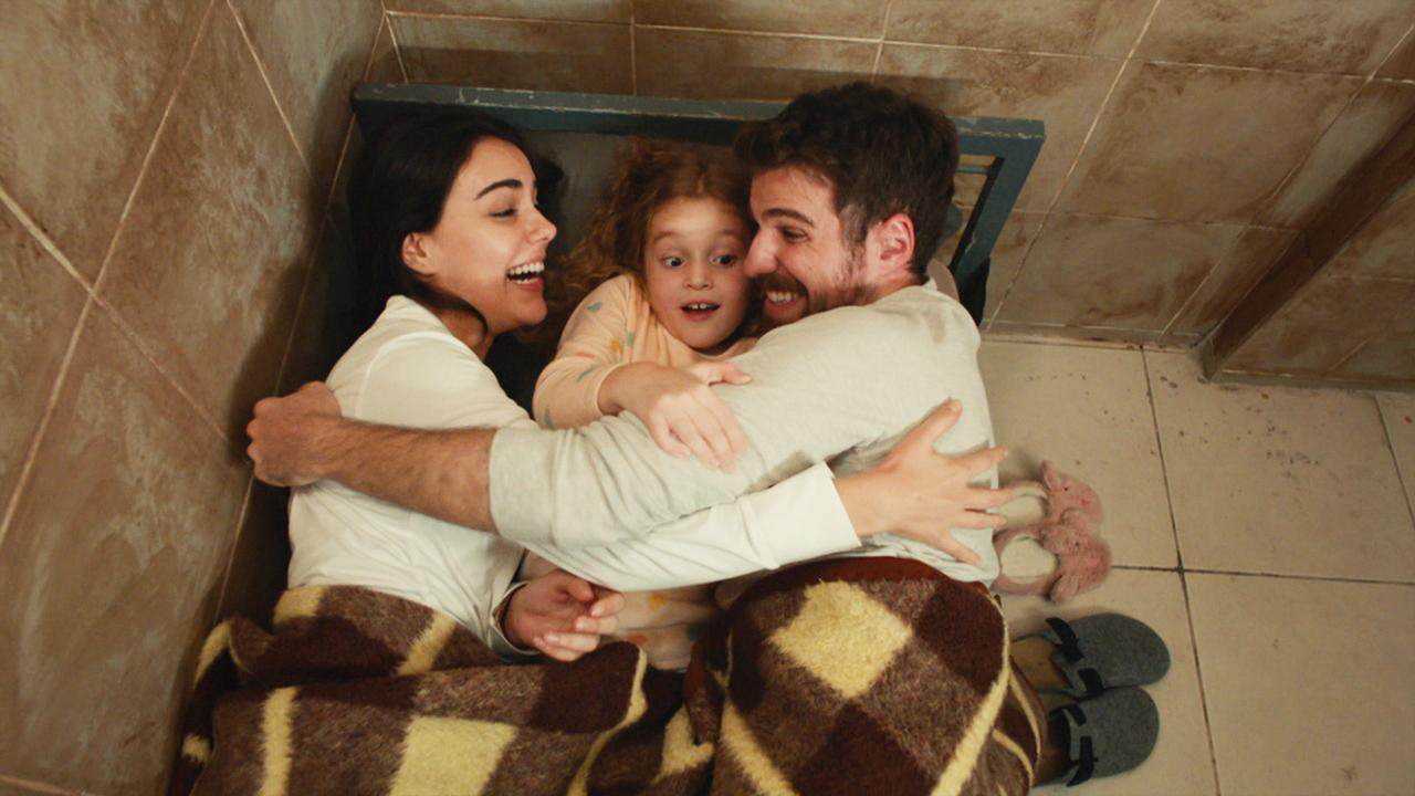 Üç Kız Kardeş 67. Bölüm Fragmanı