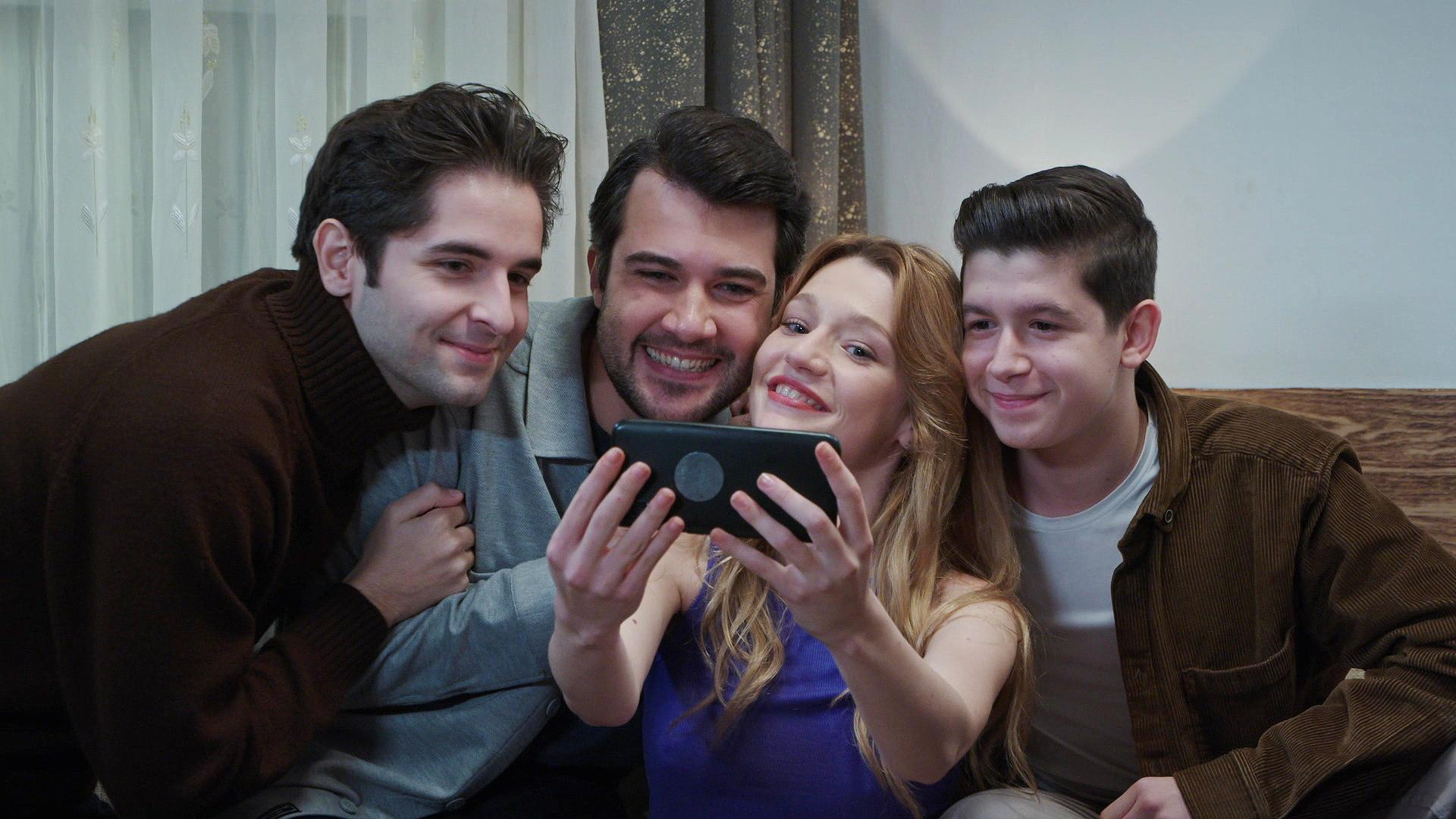 Sinek gibi üşüştüler!