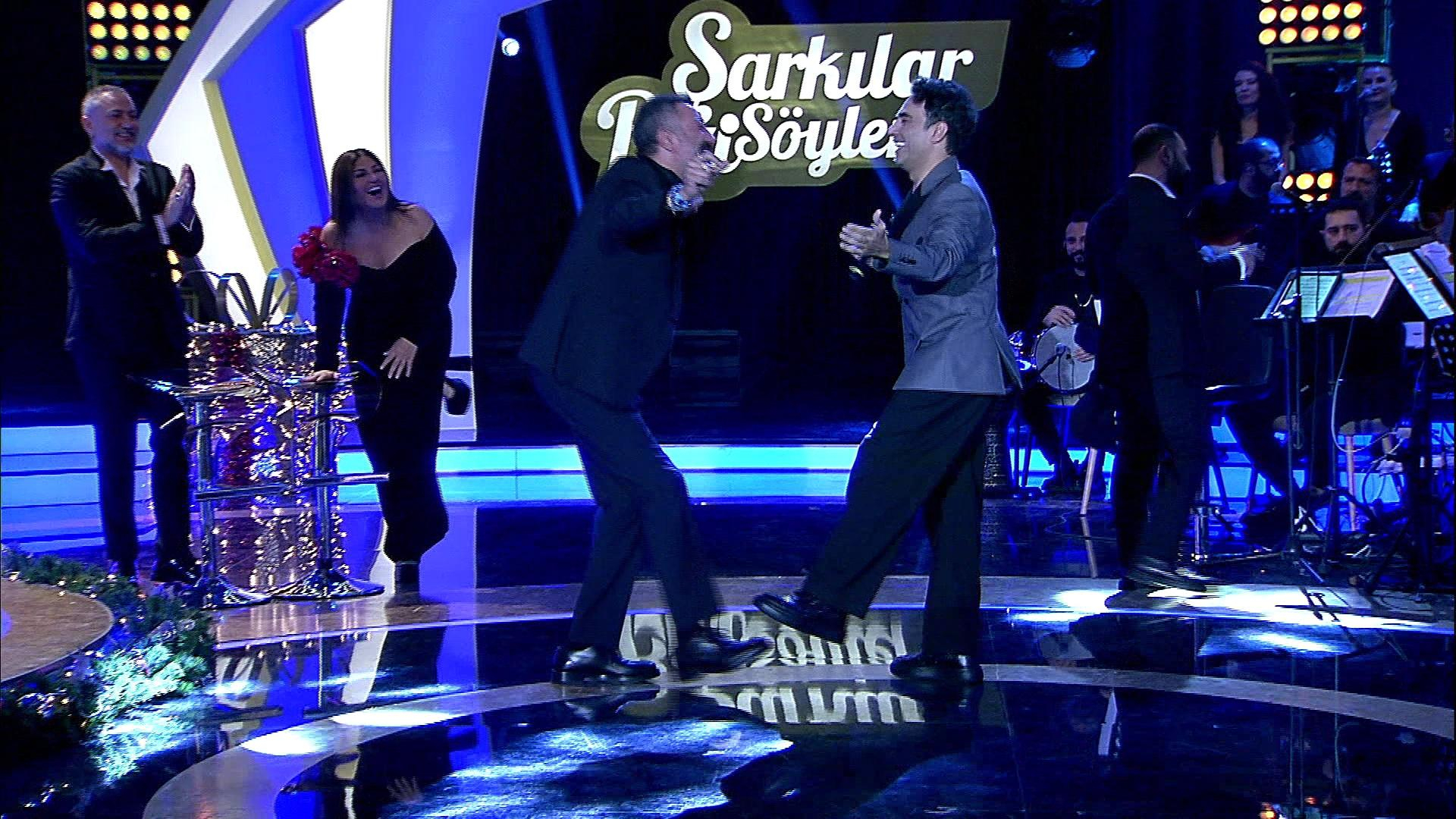 Uğur Aslan'dan "Şaşkın" Performansı!