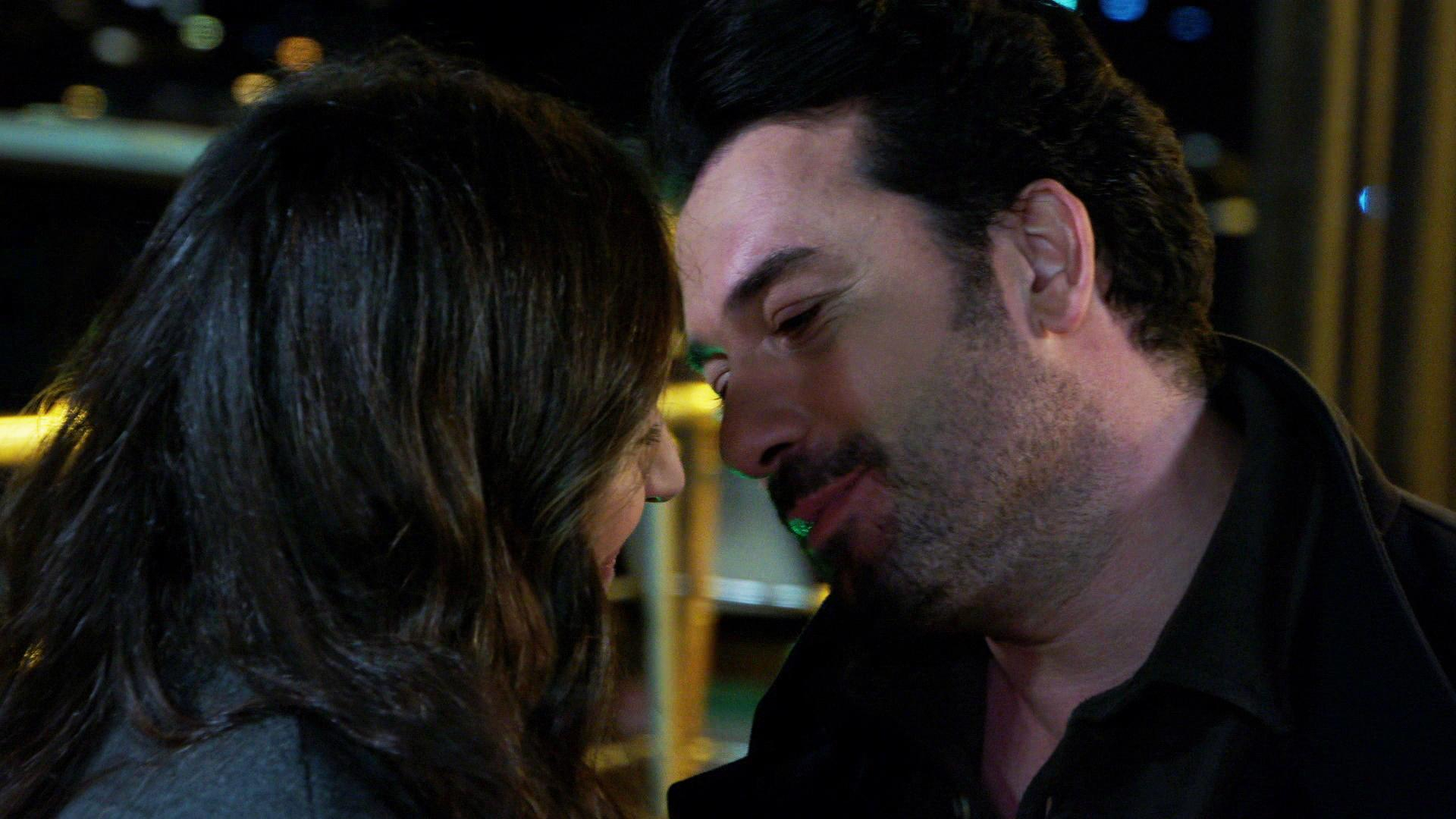 Sana karşı kendimi zor tutuyorum!