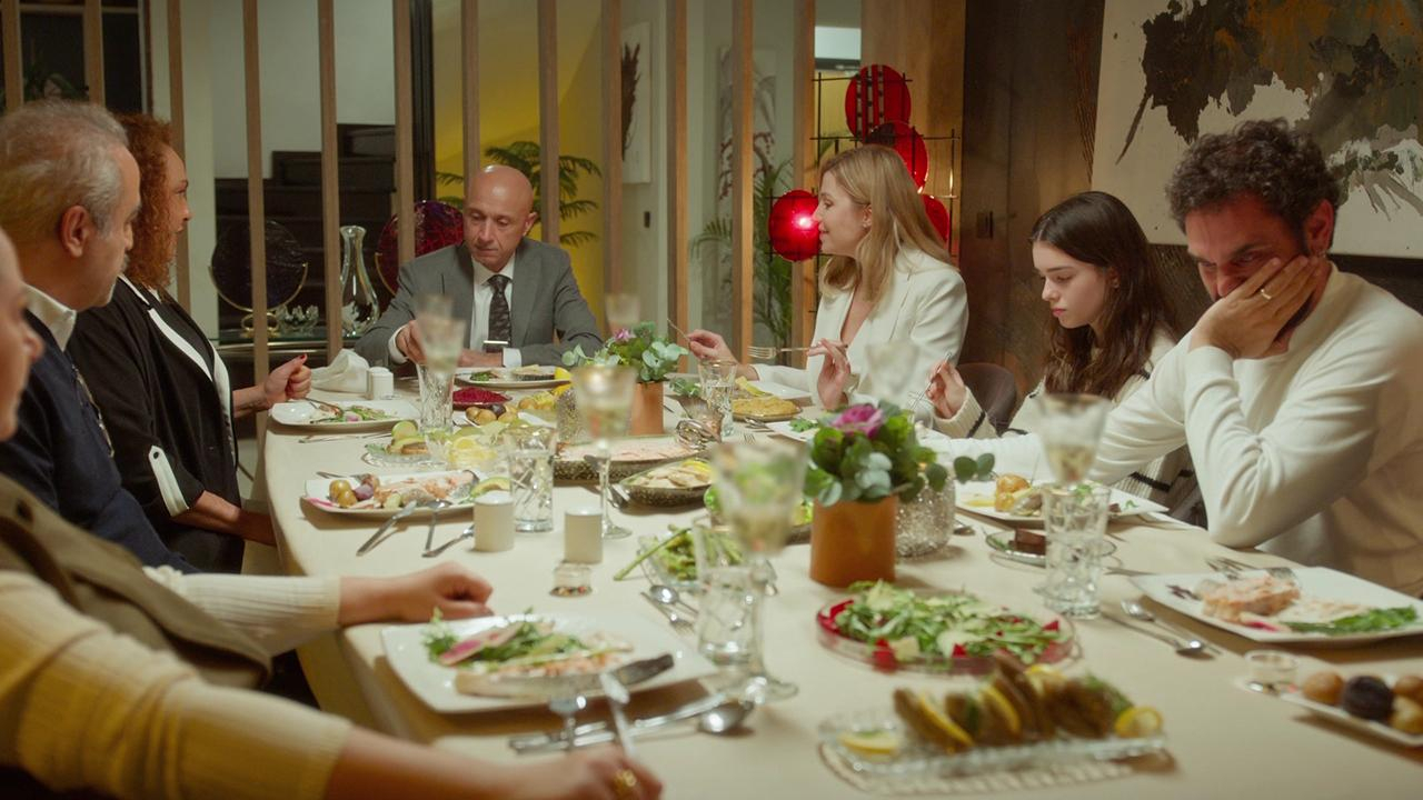 Aile yemeğinde kavga çıktı!