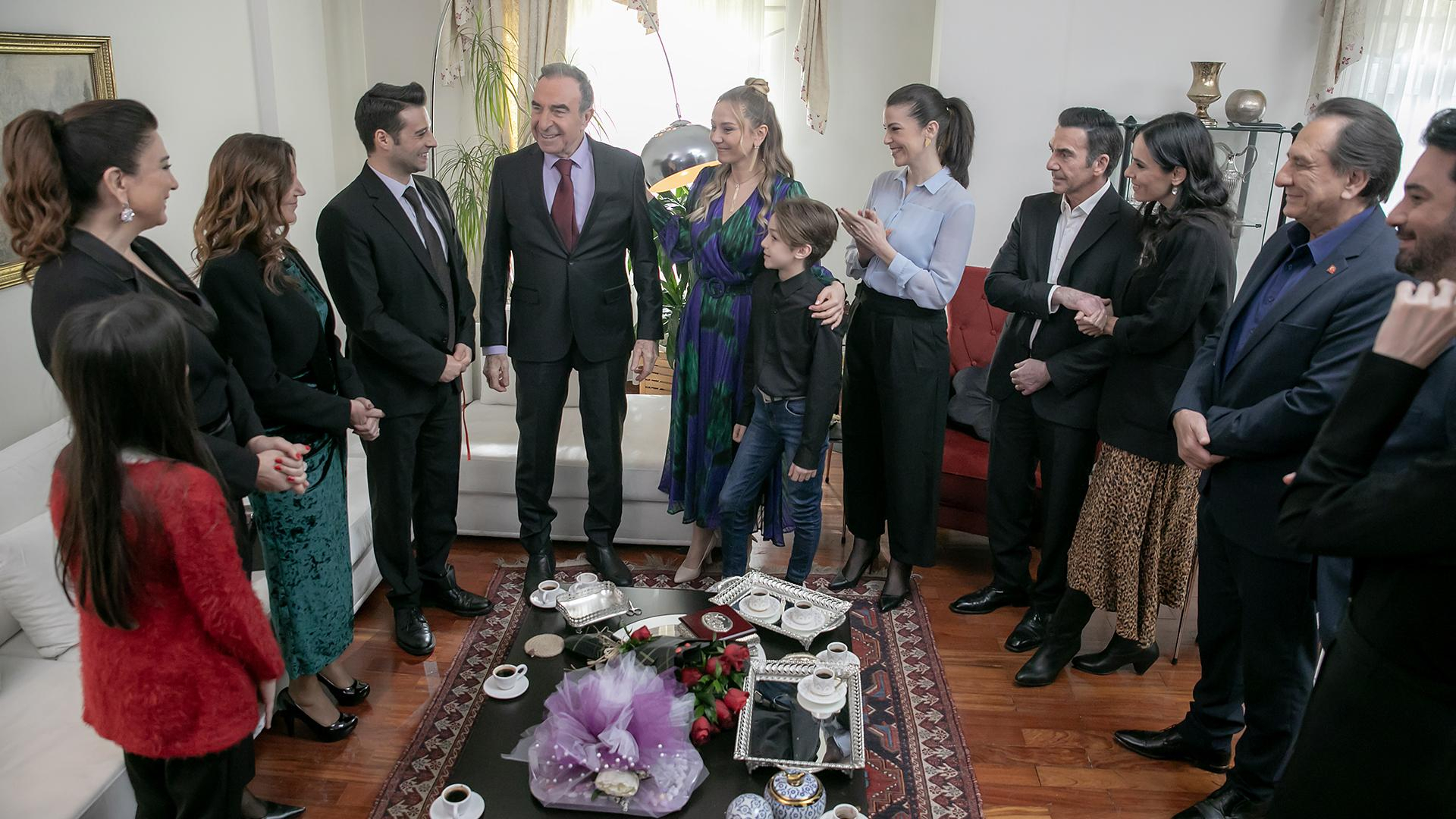 Pınar ve Yağız nişanlandı!