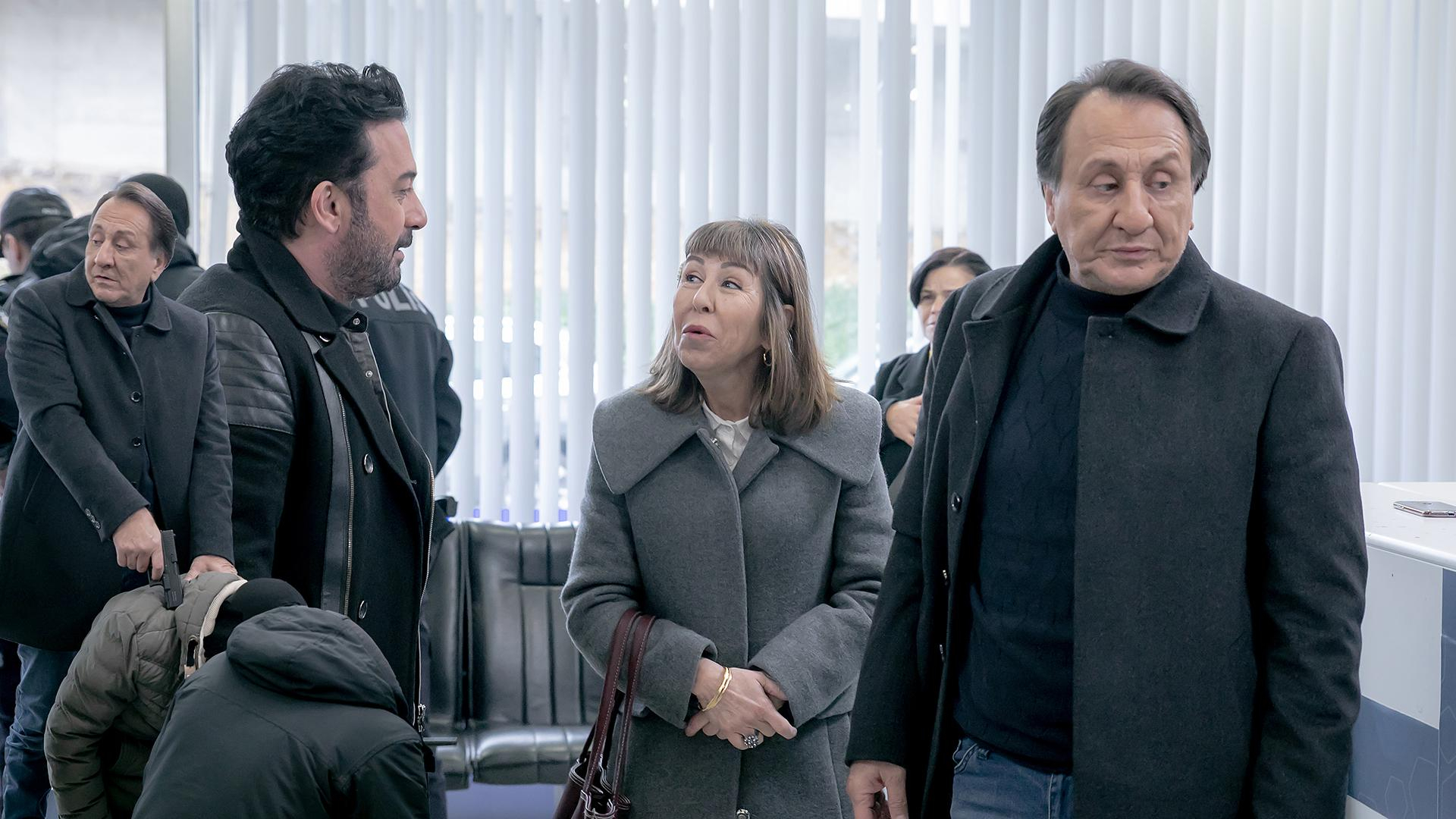 Gene yaptın şovunu Hüsnü!