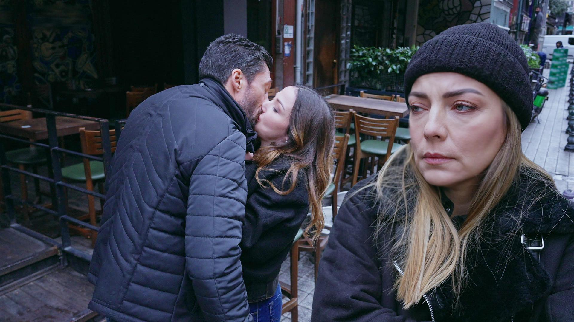 Seval, Mehmet'i kıskandı mı?