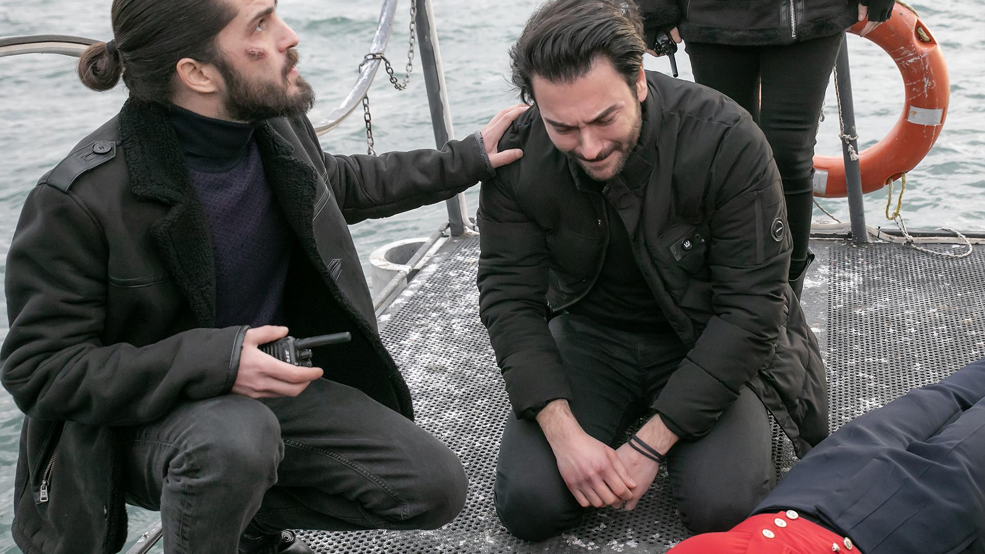 Emre, öldü öldü dirildi!