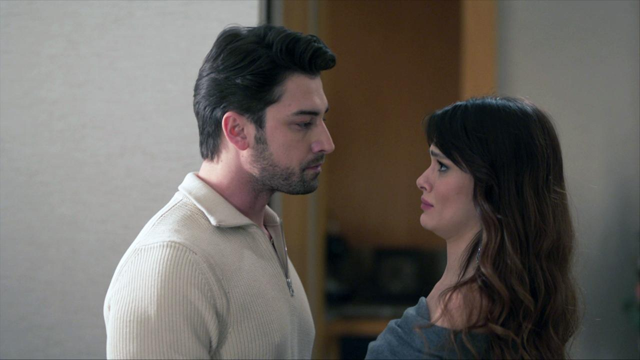 Merve, Hakan'a baskın yaptı! 