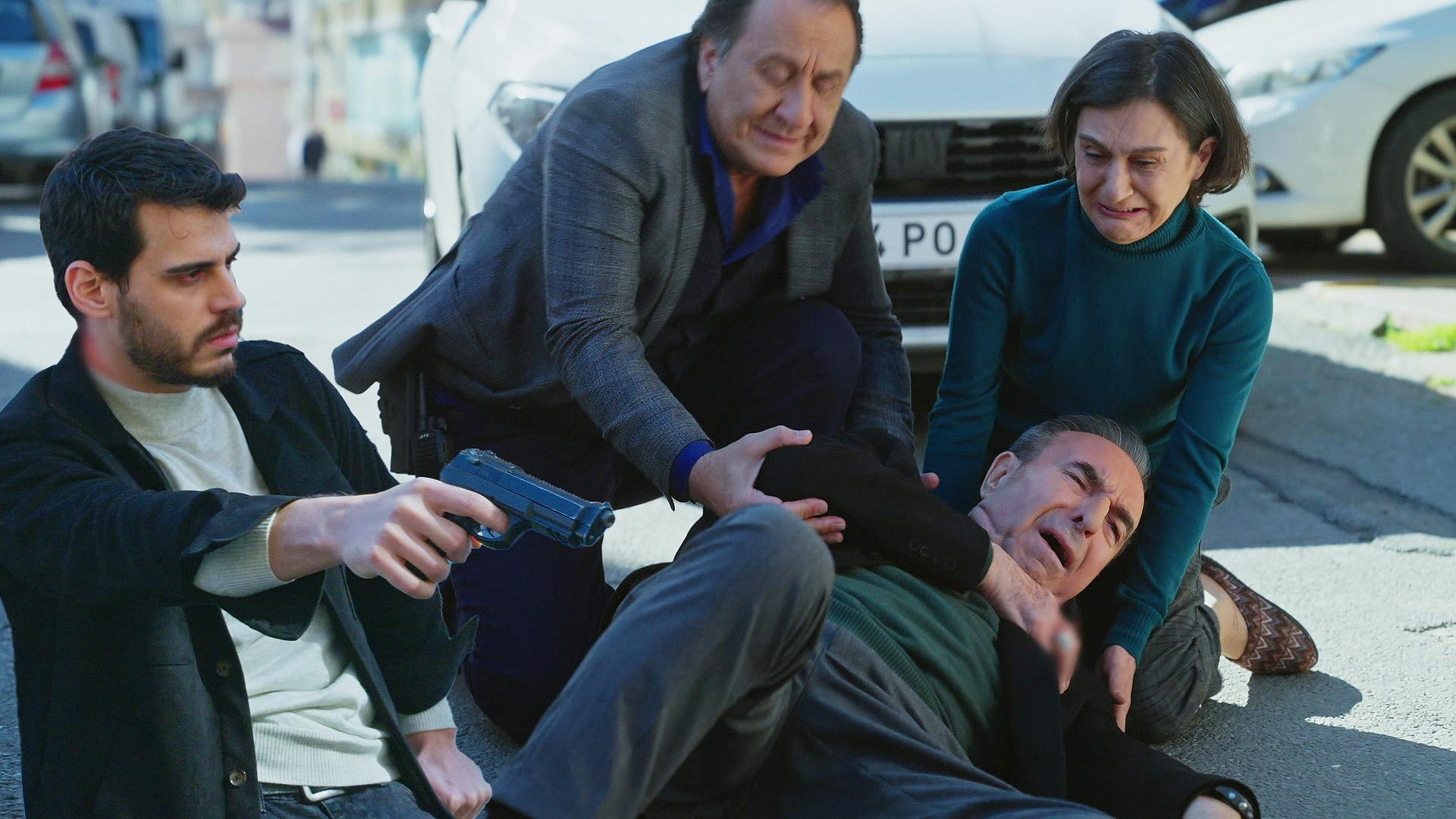 Kadir, Rıza Babayı vurdu!