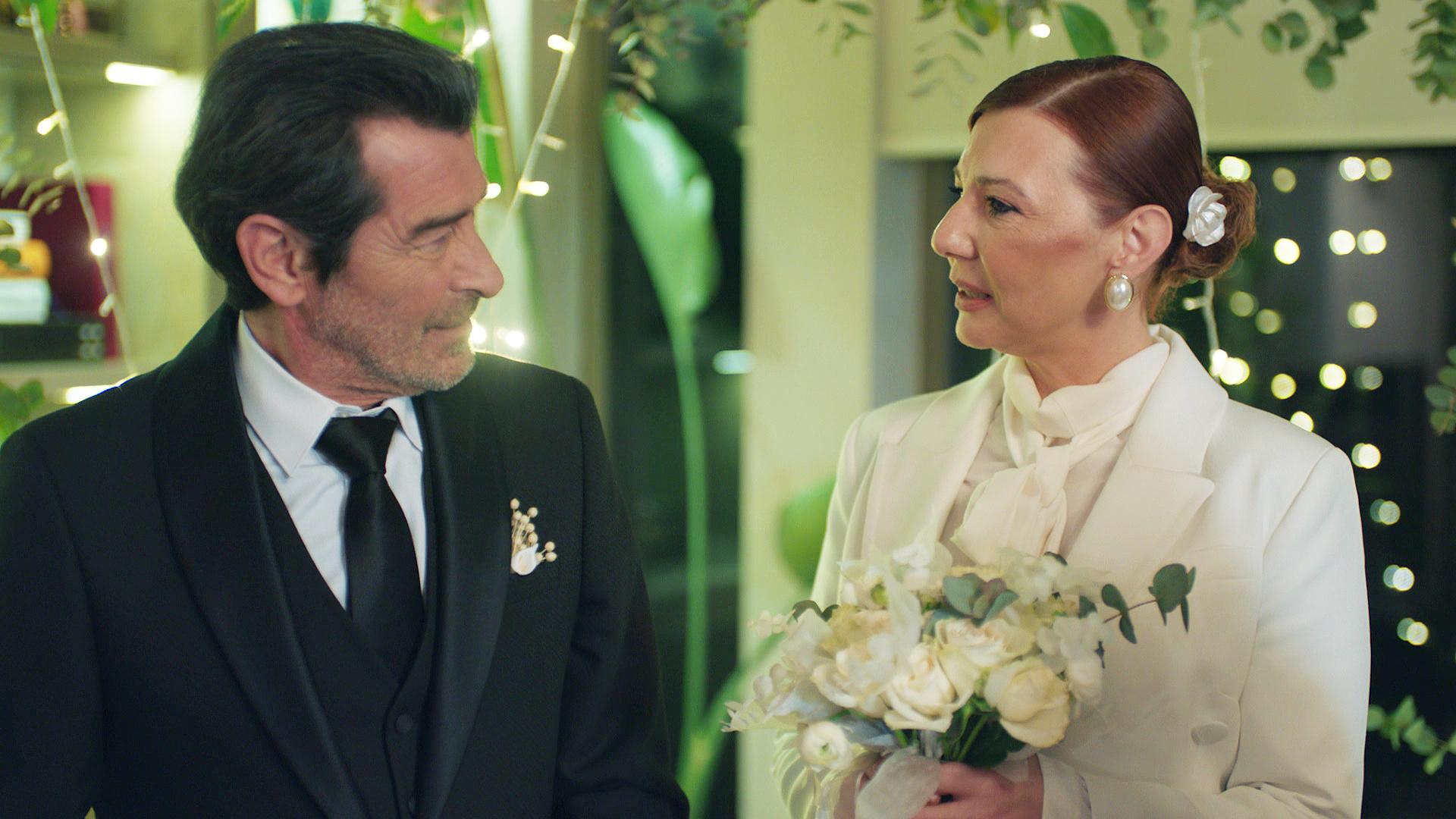 Yekta'ya nikah masasında şok!