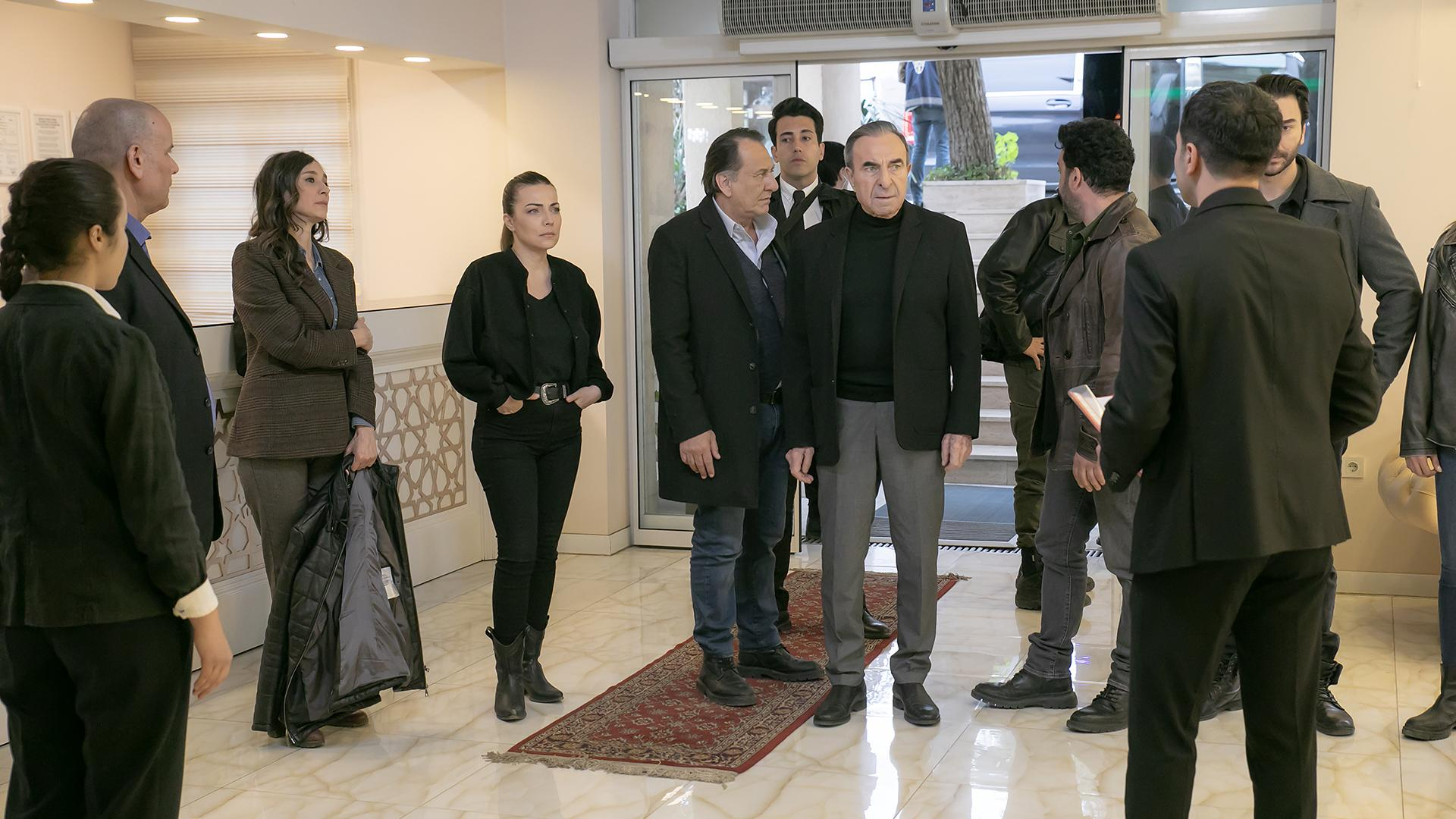 İstihbarat teşkilatı, ekibi alıkoydu!