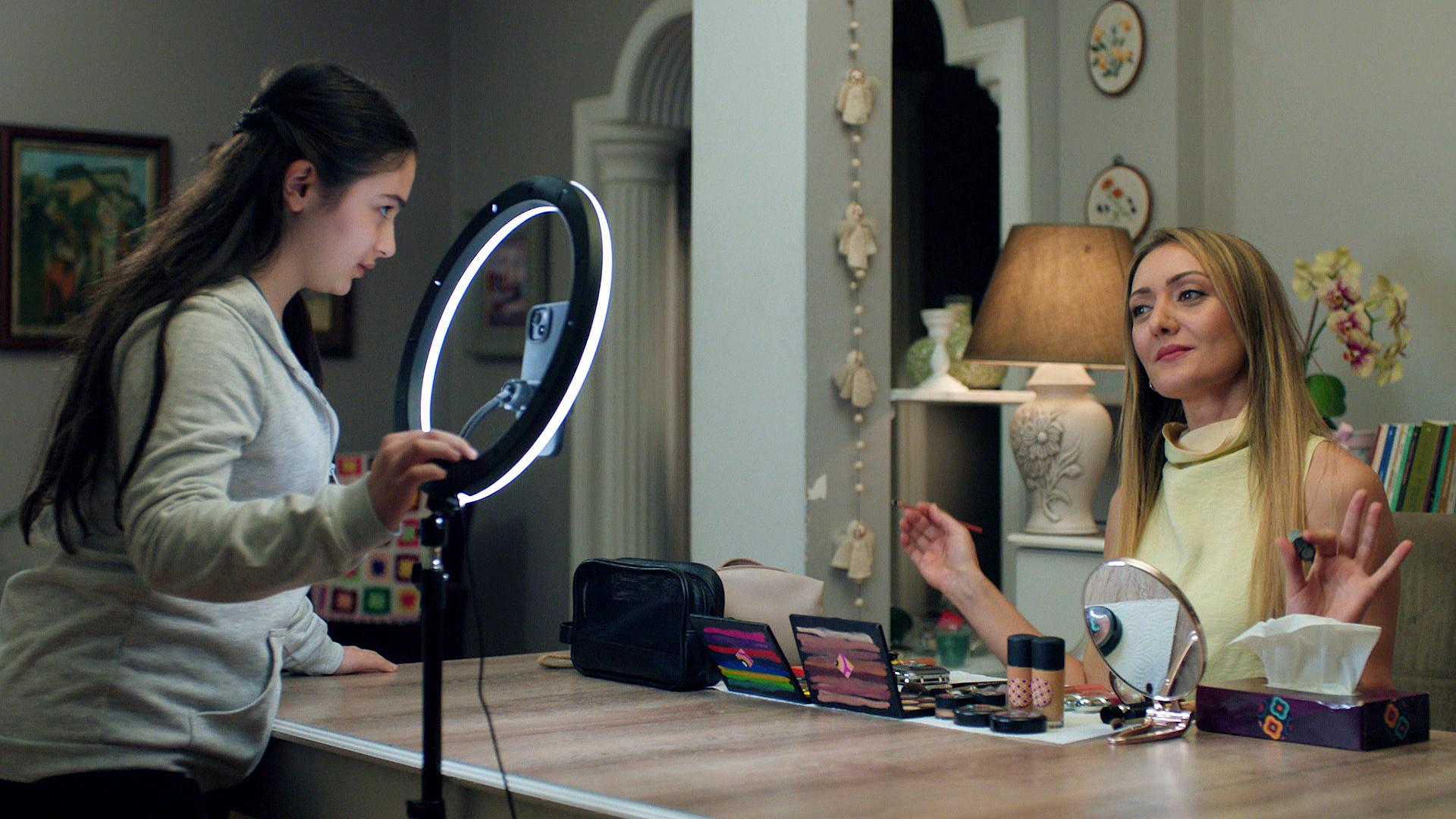 Fenomen Aylin geri döndü!