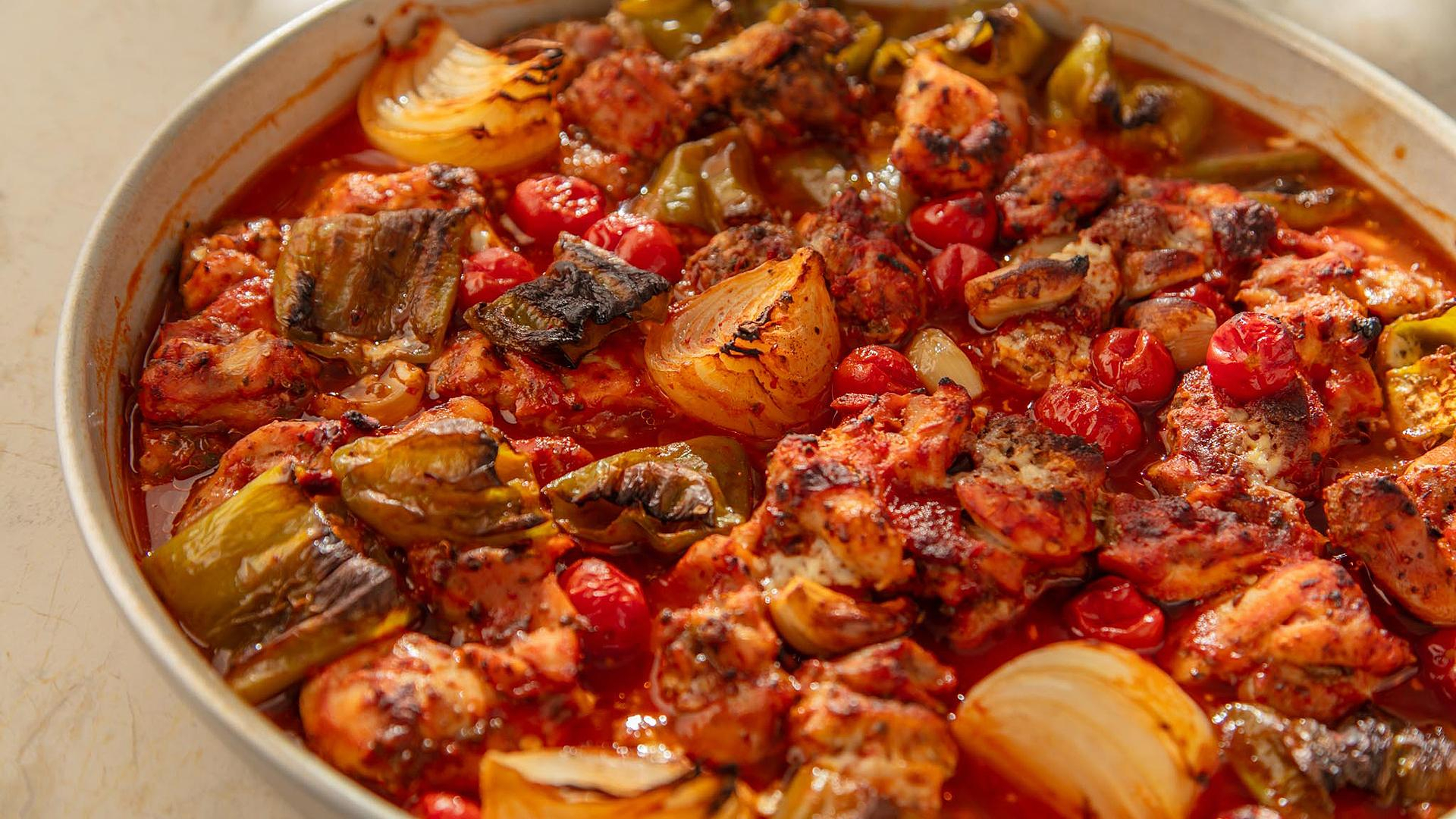 Arda’nın Mutfağı – Tavuklu Tepsi Kebabı Tarifi – Tavuklu Tepsi Kebabı Nasıl Yapılır?