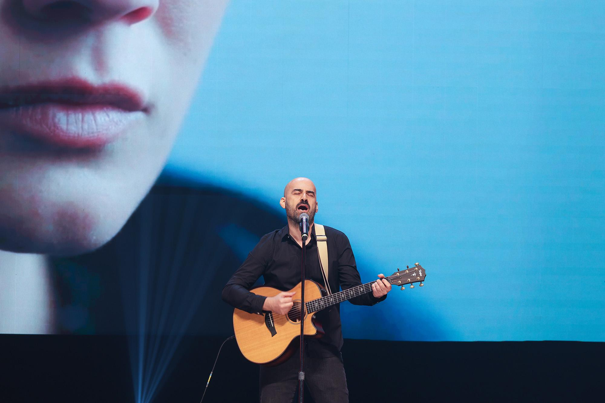 Toygar Işıklı’dan Yargı veda gecesine özel performans!