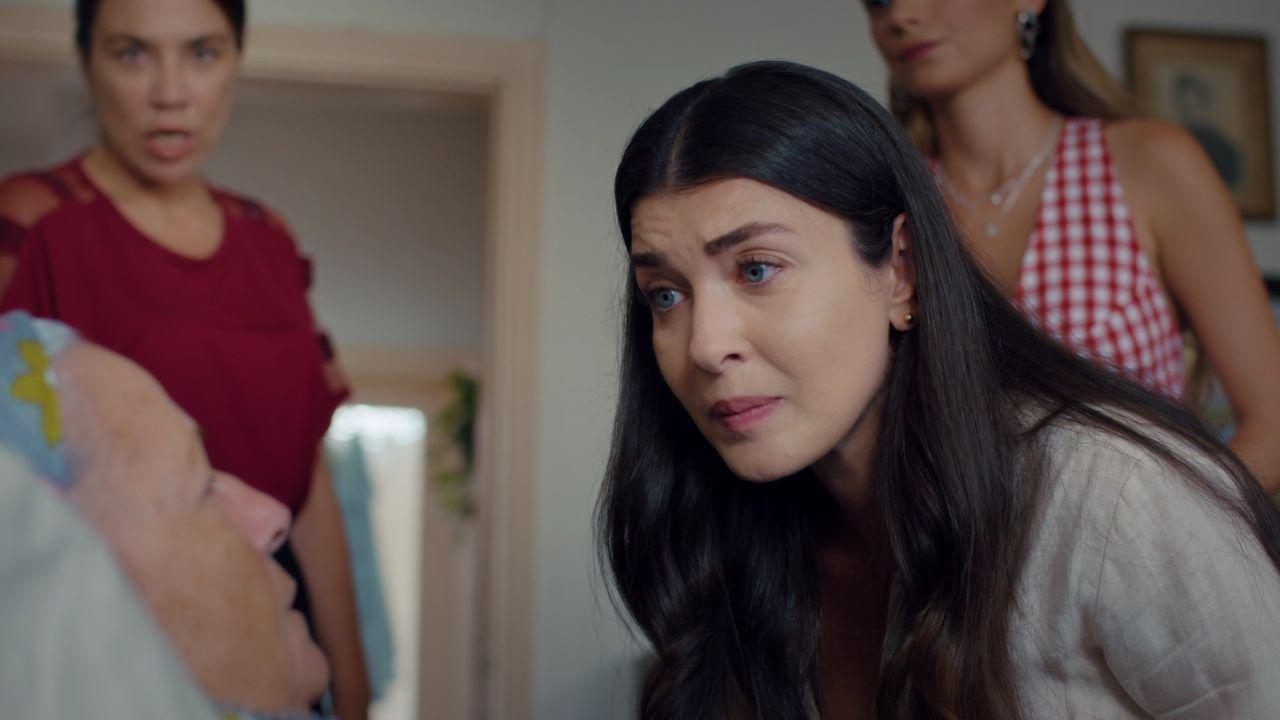 Annesi, Melike'ye gerçeği anlatabilecek mi?