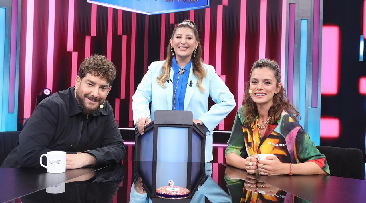Password 6. Bölüm - Özge Özpirinçci