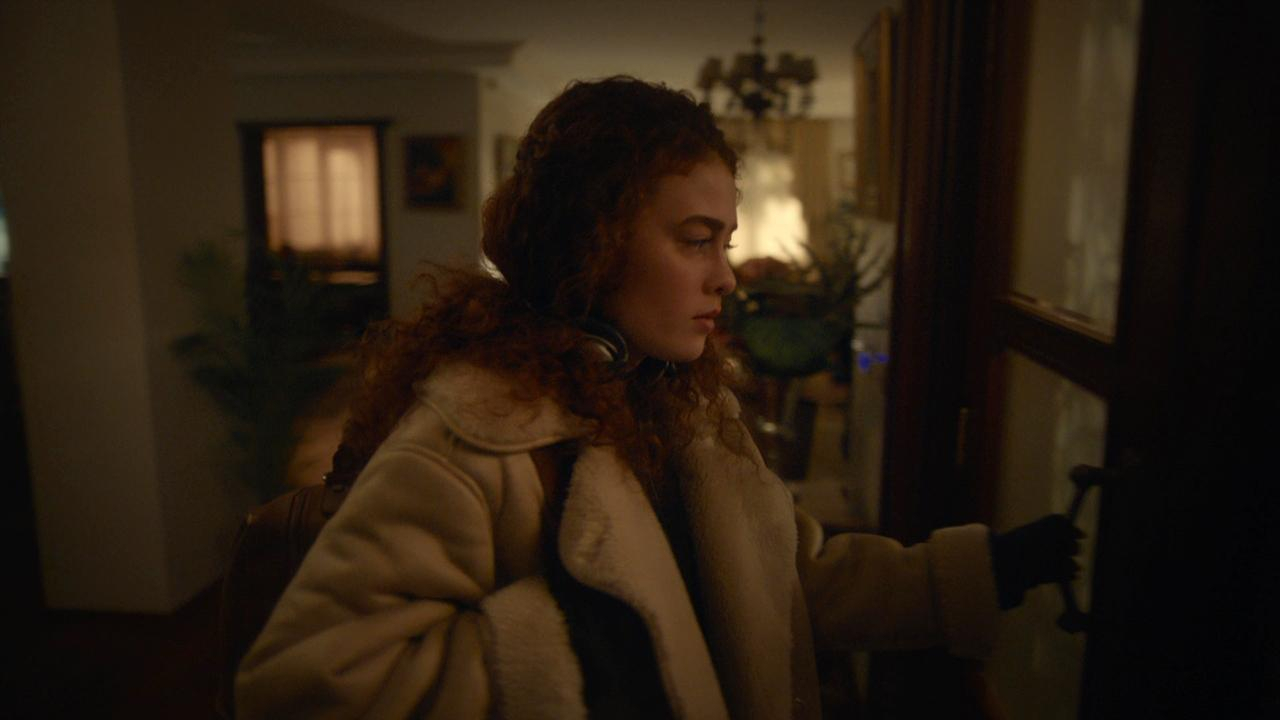 Ayça, evden kaçtı!