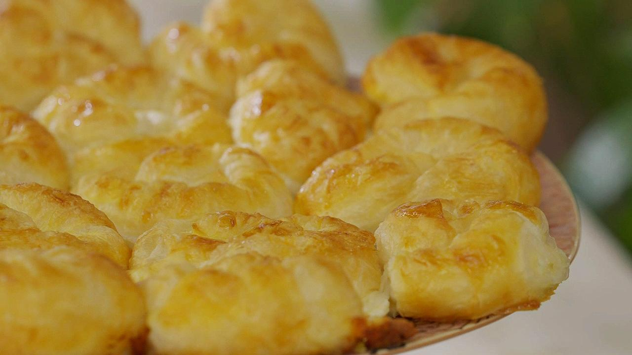 Arda’nın Mutfağı – Üç Peynirli Puf Börek Tarifi – Üç Peynirli Puf Börek Nasıl Yapılır?