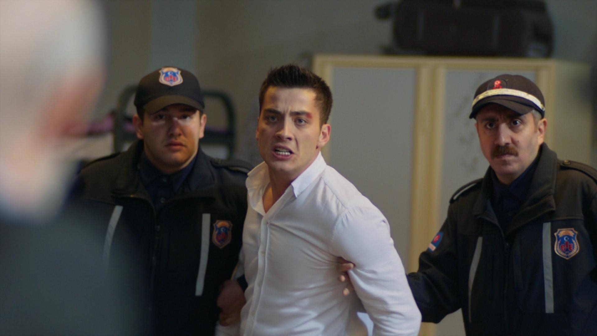 Kaya’lı Ecmel’li koğuş savaş alanına döndü!