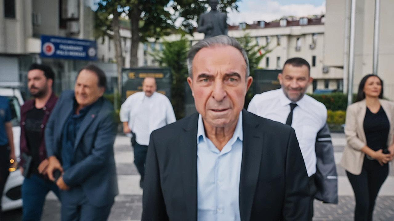 Arka Sokaklar efsanesi 700. kez sahada!