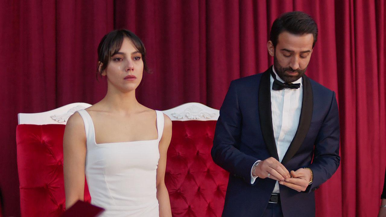 Zerrin ile Demir evlendi!