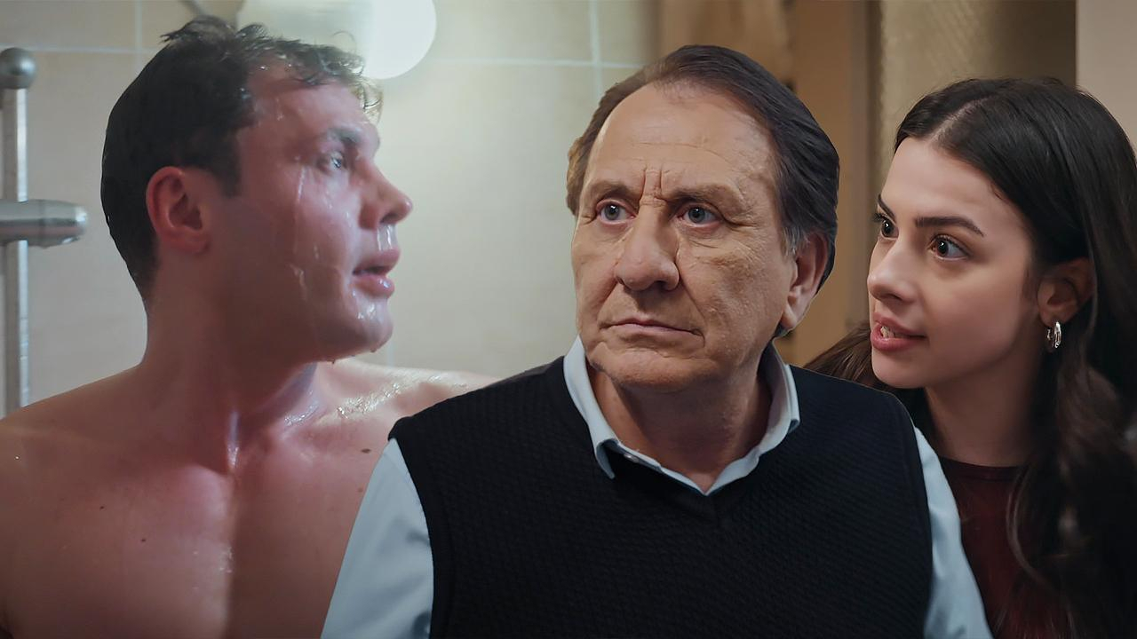 Melih, Hüsnü'nün evinde çırılçıplak!